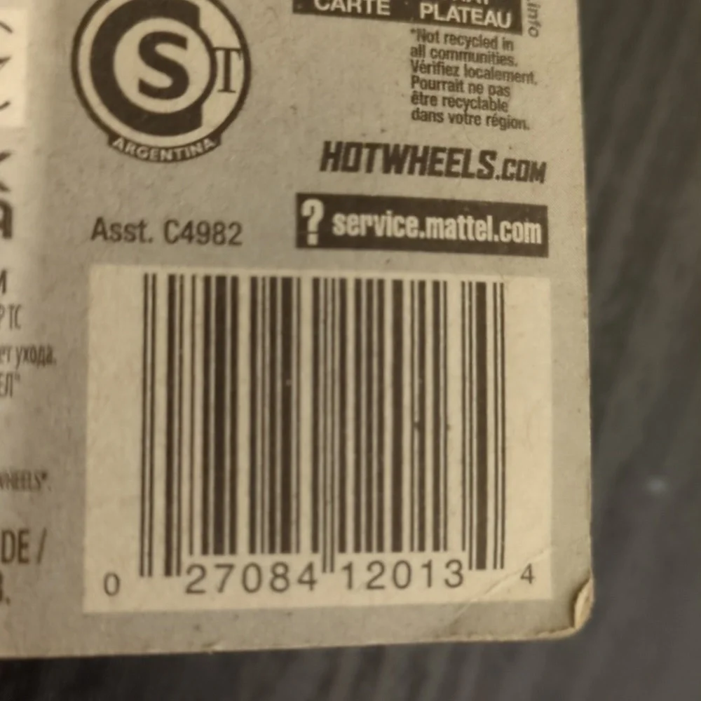 Mattel Hot Wheels Black and Red Batmobile Car